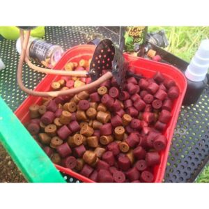 Pellet FEEDER BAIT 12mm- Epidemia (800g) - obrazek 3