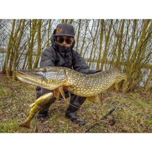 Savage Gear 4D Line Thru Trout 15cm SS - 35g - Rainbow - obrazek 3